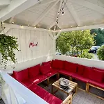 Moin Hotel