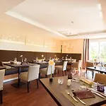 Moin Hotel