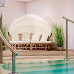 Moin Hotel 4*