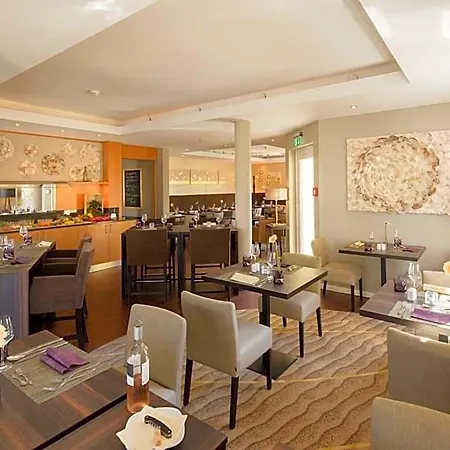 Hotel Moin 4*